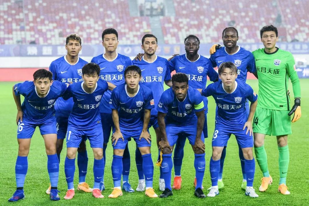 مباراةالاتحادالسعوديوالفتحصراعالأبطالفيدوريالمحترفين