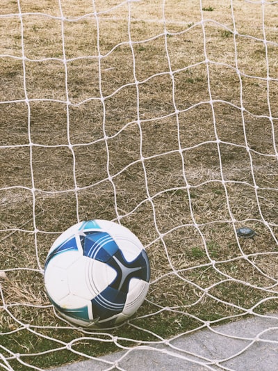 بثمباشرمباراةيوفنتوسوميلانمواجهةكلاسيكوإيطالياالملتهبة
