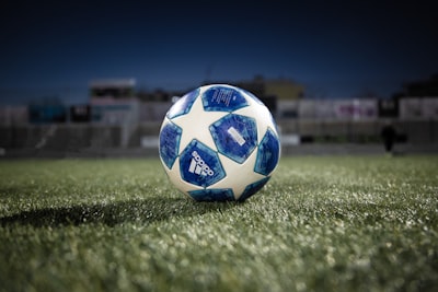الأهليوالزمالكنهائيالقرنالذيلنيُنسى